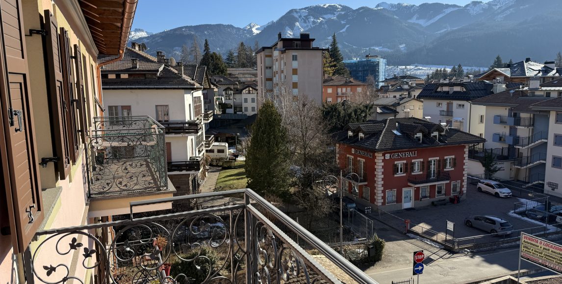 Prostorný apartmán v historickém srdci Cavalese