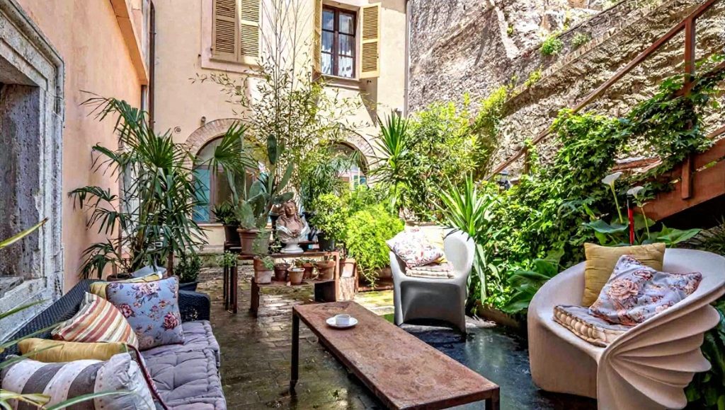 Historické útočiště s duší: Exkluzivní rezidence v centru Amelia