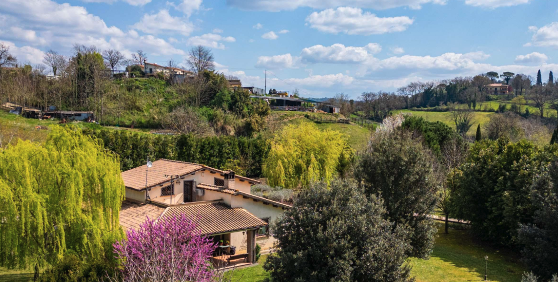 Vila s vlastním olivovým hájem v srdci italské krajiny Sabina